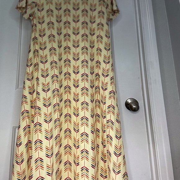 LuLaRoe Cream High Low Dress with Red and Blue Pattern - Picture 14 of 14